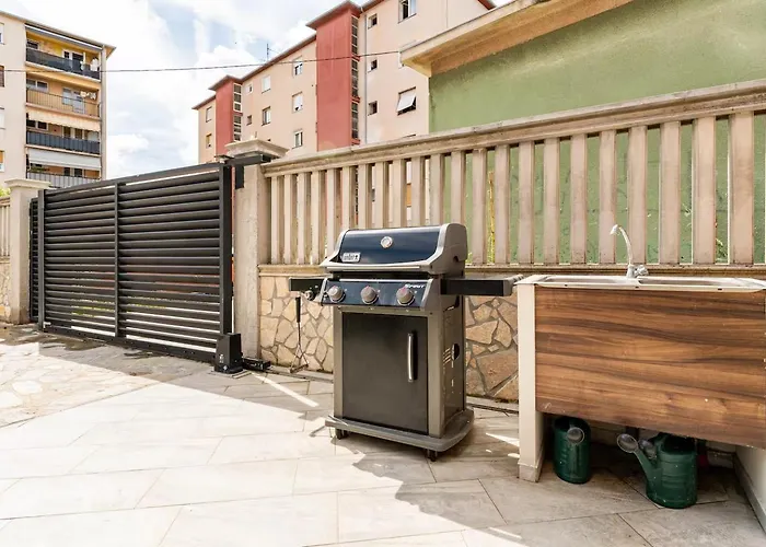 Dp By Istra Vacation 普拉