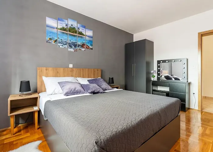 Dp By Istra Vacation Apartment Pula