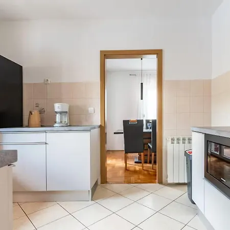 Apartamento Dp Pula