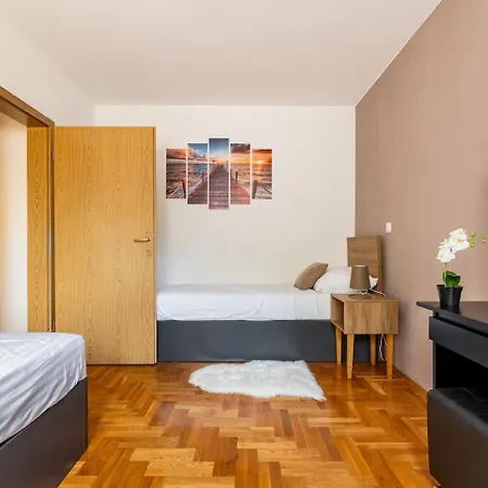 Apartamento Dp Pula