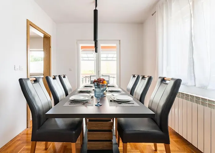 Dp By Istra Vacation Apartman