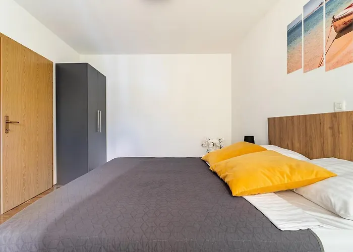 Dp By Istra Vacation Apartment Pula